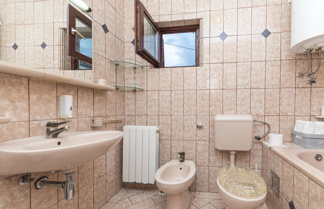 Relaxing Holiday Home With Pool, Fitness Area, and Entertainment Facilities - Foto 28