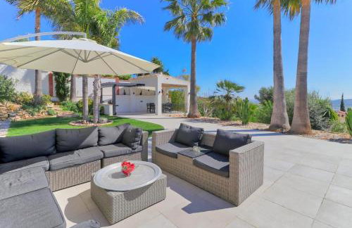 Amazing villa with panoramic views - Photo 8