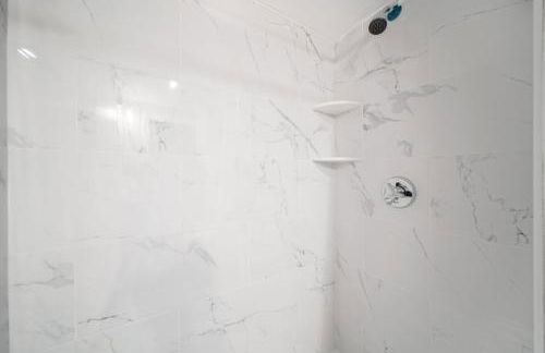 Easy Commute South Boston 4BR 1BTH Apartment - Foto 1