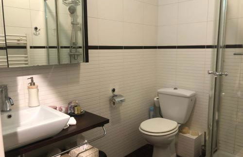 Mon Appart avec Terrasse et Piscine - Foto 15