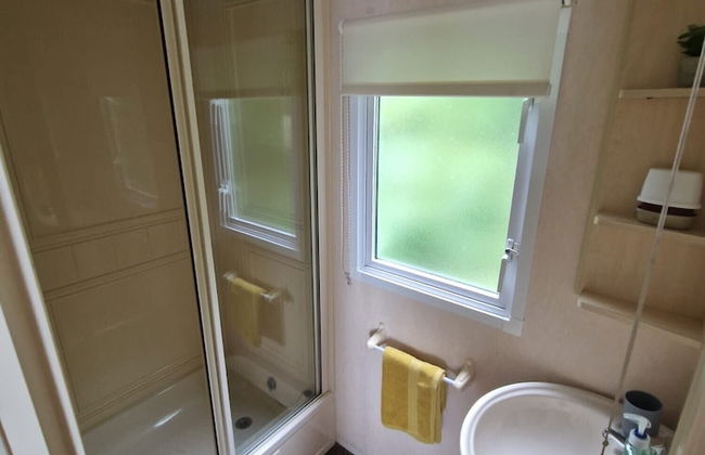 Caravansleeps6-parking-pool-mountain-petsok - Foto 8