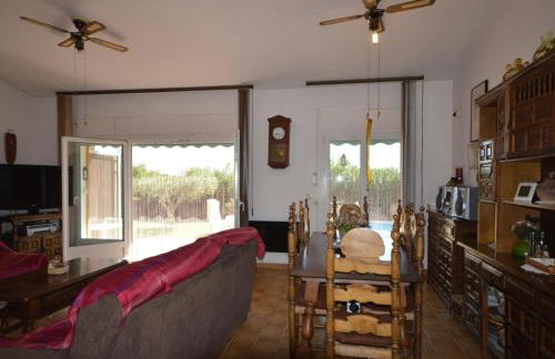 Casa vintage con piscina, WiFi y jardín en zona tranquila de Sant Pere Pescador - ES-89-120 - Foto 10