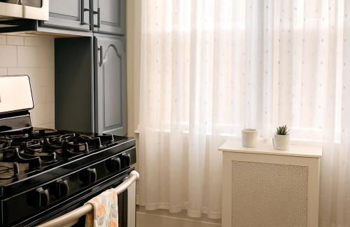 Spacious 4BR near NYC with Parking, 10min MetLife, 20min Times Sq - Foto 9