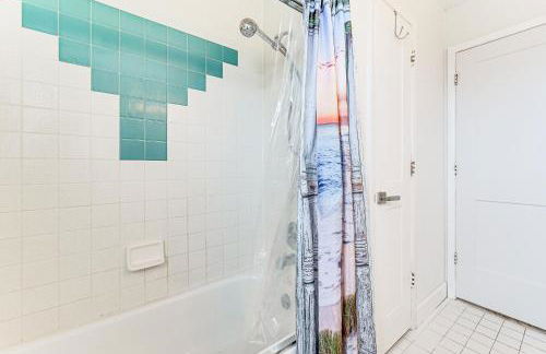 Canal-Front Home with Boat Dock and Lanai in Hudson - Foto 16