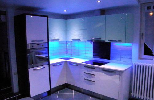 Grand appartement dans villa avec parking quartier résidentiel - Foto 9