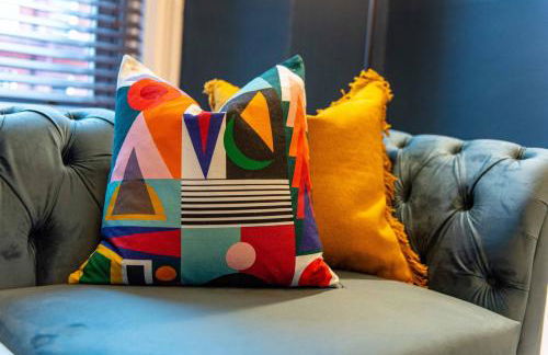 St Johns, Wakefield - Self check in & free parking - Foto 54