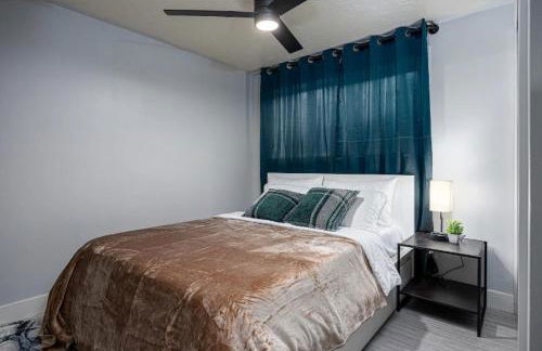 Secluded Gem w-Movie Theater Near Soccer Stadium - Foto 13