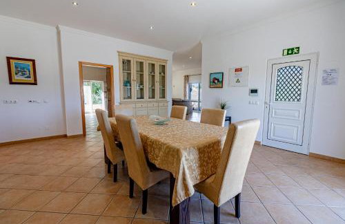 Villa Belchior by Algarve Holidays - Photo 9