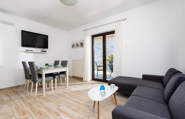 Apartments Miramar - Photo 28