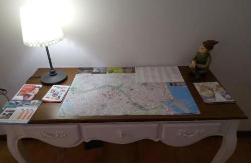 Center Valencia - Photo 62