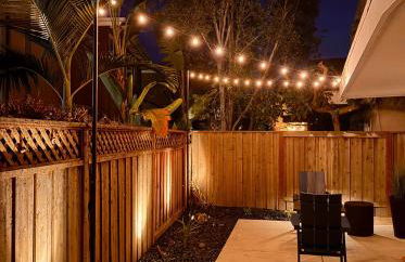 Luxury 2BR Steps to Beach & Pier with AC plus Garage Parking - Foto 32