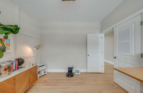 Bring the Family! Suburban Gem in Plainfield - Foto 15