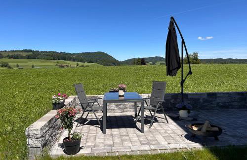 Apartment im Souterrain mit Terrasse - Foto 8