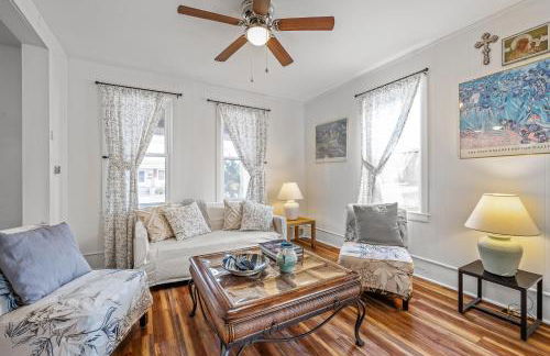 Broadway Cottage - Town, Hot Tub, Fire Pit, Grill, Wifi, Family Friendly, Pet Friendly - Foto 4