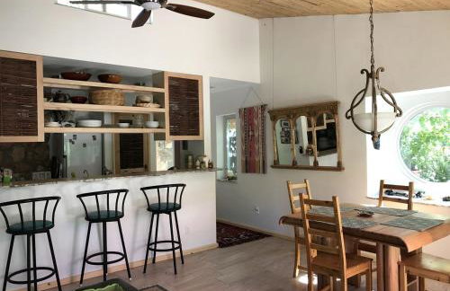 Peaceful Vacation Suite Rental Overlooking Mescal Canyon in Clarkdale, Arizona - Foto 14