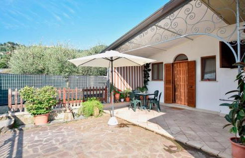 Gorgeous Apartment In Piano Di Mommio - Foto 1