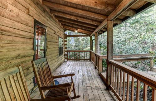 Charming Renovated Cabin with Fireplace - Foto 8