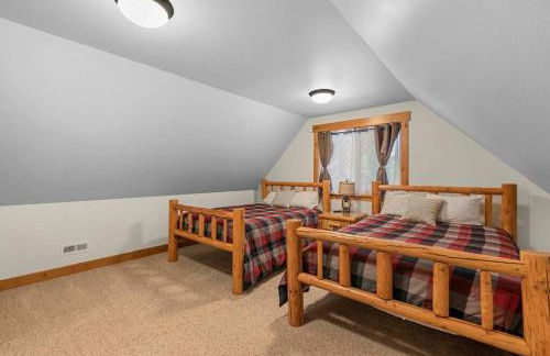 River's Bend Lodge - Hot Tub, Fire Pit, Games & Ski - Foto 13