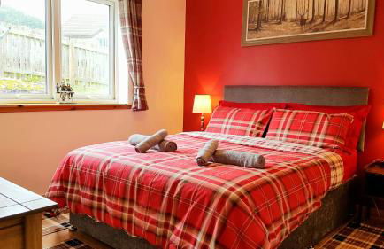 Hill View 2 bedroom free parking - Photo 9