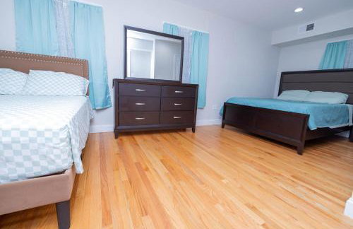 Modern Luxury Home With Fireplace & Game-Room - Foto 17