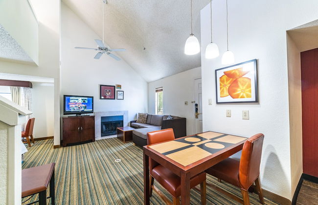 Metro Phoenix Extended Stay - Foto 31