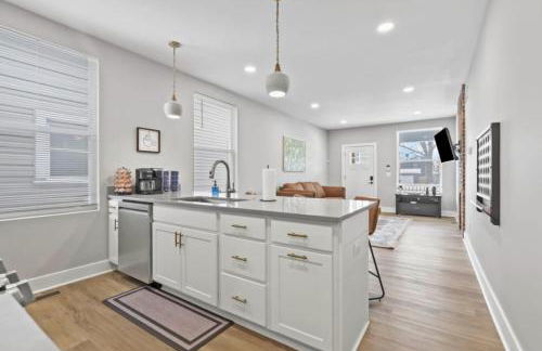 2 homes side by side downtown with fenced yard and hot tub - Foto 54