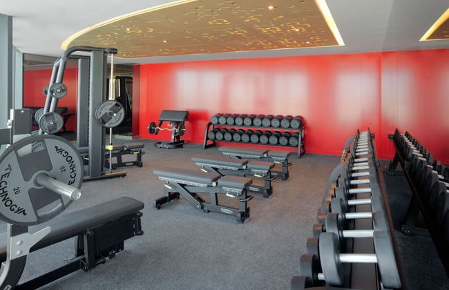 Maison Privee - Cool Dubai Apt next Burj Khalifa & Design District - Photo 19