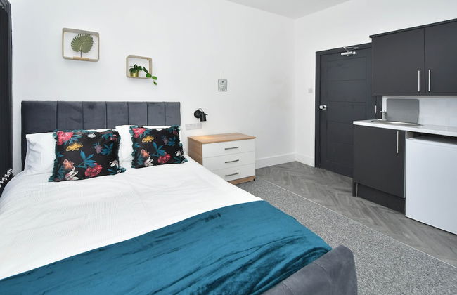 Townhouse @ 202 Walthall Street Crewe - Photo 21