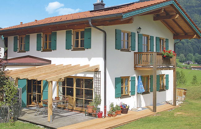 5 bedroom House in Ruhpolding with garden and terrace - Photo 1