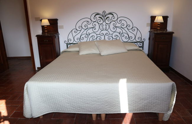 Agriturismo Poggio di Montepescoli - L'aia - Foto 20