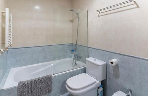 Céntrico apartamento con terraza - Foto 27