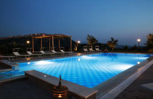 L' Aia Resort - Photo 1