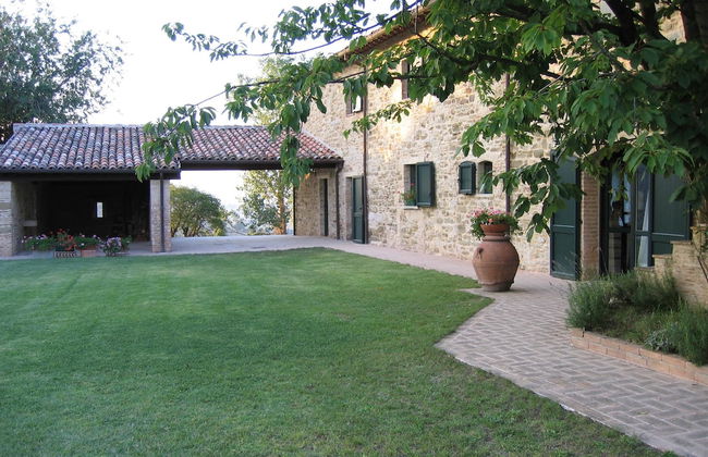 Azienda Agraria Montelujano - Photo 1
