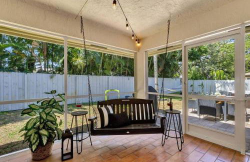 Hottub! Mini Golf! Water Access! Pets! 5min beach! - Foto 12