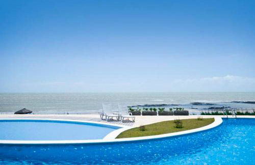 Chalé com Churrasqueira, 3Q - Praia de Zumbi RN Ch 16 - Photo 2