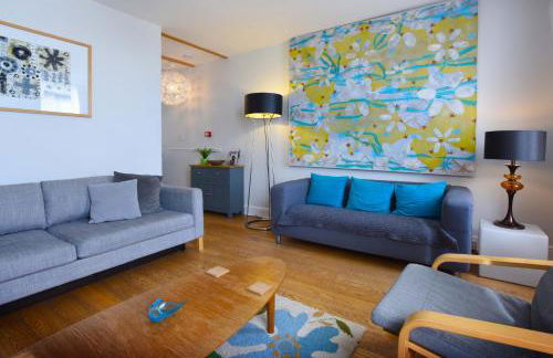 The Ultimate Group Complex, Hens & Celebrations at The Old Fire Station Canterbury, 3 Homes - Foto 63