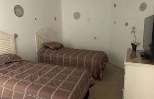 Luxury Villa - 75 inch smart TV, Upgrades throughout! 20 minutes to Disney - Foto 39