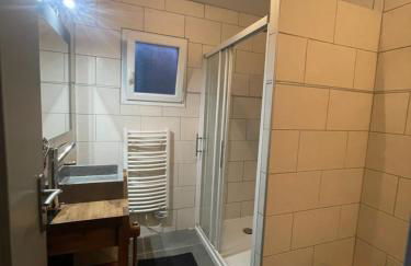 Bel Appartement dans résidence cheminée /Jardin - Foto 34