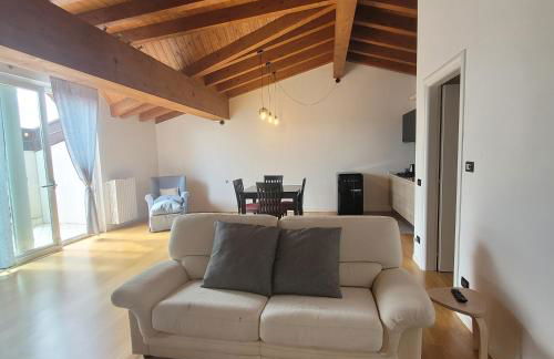 Carlotta Mountain Lake Iseo Hospitality - Photo 3