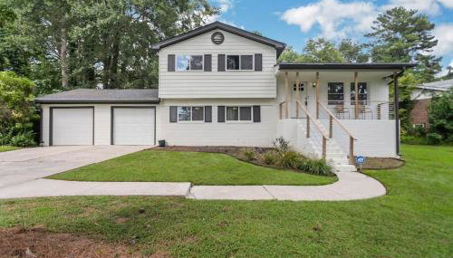 Cozy Cumberland ATL Home w Hot Tub - Foto 3
