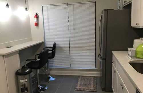 Entire Twnhouse 2bdrms 3Bthrm 2Qbeds 2Levls Fncd Bkyard - Foto 8