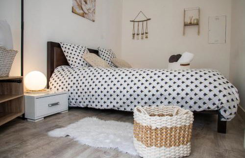 Le COSY Toulouse 3 min de la Gare à pieds Parking gratuit ventilateur - Foto 14