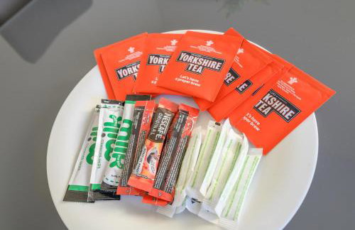 Leeds Stay Private En-Suite Room Shared Kitchen - Pass the Keys - Photo 19