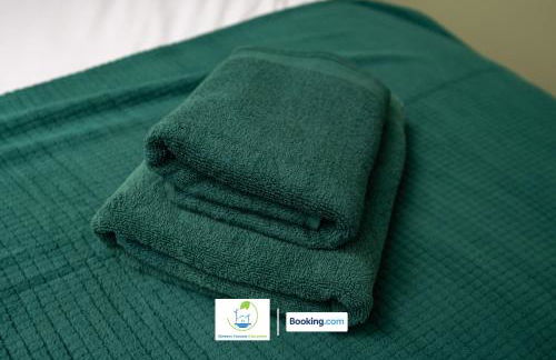 Cosy Retreat By Green Haven Escapes Short Lets & Serviced Accommodation Seacroft With Free Off-Street Parking & Pet-Friendly - Photo 26