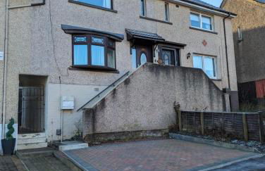 Lovely 2 Bedroom Terrace House - Foto 1