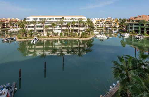 Seaside Sotogrande Retreat with pool - Foto 38