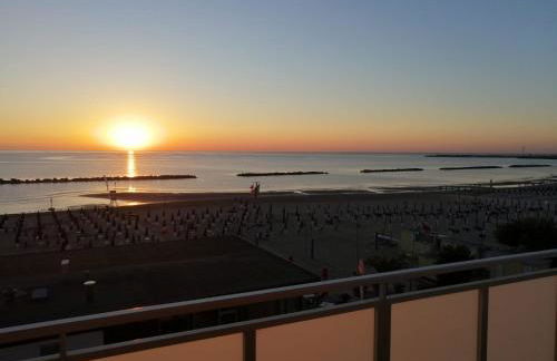 Terrazzo Panoramico Fronte Mare Zamponi - Foto 52