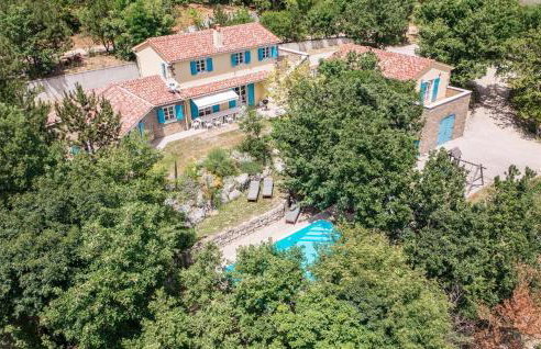 6 Bedroom Cozy Home In Pazin - Photo 13