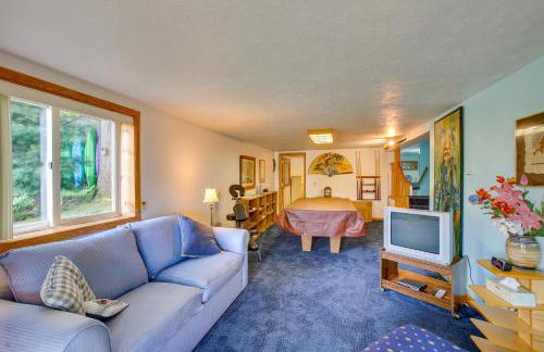 Sauna and Fireplaces! Lakefront Cadillac Retreat - Foto 32