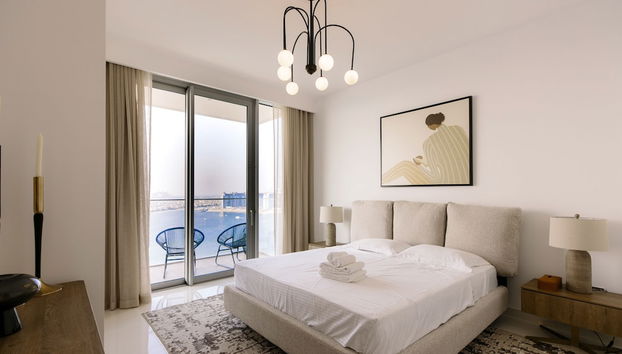 Beachfront 2BD apartment with Palm View - Foto 2, Habitación